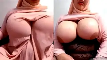 Hijab Viral Toket Segede Balon Digoyang Sampe Goyang Brutal